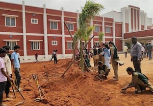  வேளாண் கல்லுாரி கட்டட திறப்பு ஏற்பாடு தீவிரம்