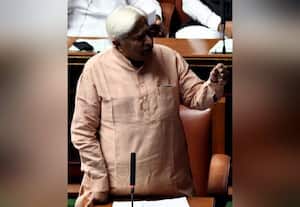  கவர்னரின் மொபைல் போன் ஒட்டு கேட்பு? சட்டசபையில் பா.ஜ.,வினர் காரசாரம்