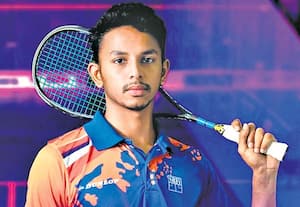 வாஷிங்டன் ஸ்குவாஷ்: வேலவன் அபாரம்