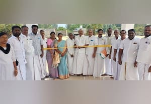  காத்திருப்போர் கூடம் திறப்பு விழா