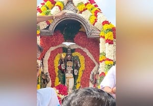  திருத்தணி கோவில் உற்சவர் முருகன் தரணிவராகபுரத்தில் வீதியுலா