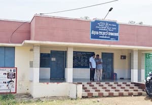  கிராம சேவை கட்டட இடம் தனியார் பெயருக்கு பட்டாவா அதிர்ச்சியில் கிராம மக்கள்