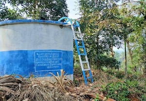  காட்சி பொருளாக மாறி வரும் நீர் தொட்டி