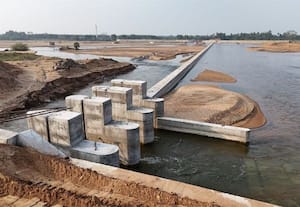  திறப்பு விழாவிற்காக காத்திருக்கும் சிலாம்பாக்கம் அணைக்கட்டு