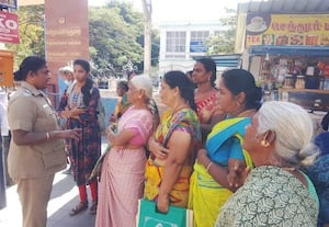  பட்டனை அழுத்தினா போதும்! பெண்கள் பாதுகாப்புக்கு மிஷின் ரெடி