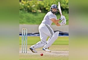  கர்நாடகா அணியில் மீண்டும் கருண்