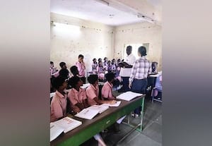  அரசு பள்ளியில் சி.இ.ஓ., ஆய்வு