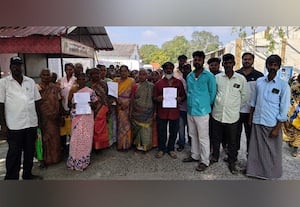  வீட்டுமனை பட்டா கோரி தி.அத்திப்பாக்கம் மக்கள் மனு