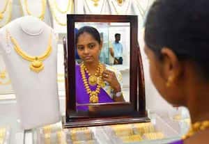 தங்கம் விலை சவரனுக்கு ரூ.1600 சரிவு; 2 நாட்களில் ரூ.6,240 குறைவு