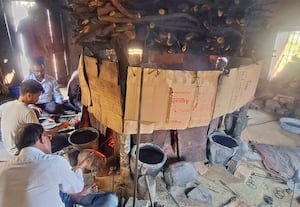  ஹைடெக் தொழில் நுட்பத்தில் வளையல் தொழிற்சாலை