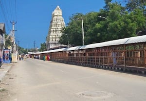  ஆக்கிரமிப்பு கடைகள் அகற்றம் ராமேஸ்வரம் கோயில் வீதி 'பளீச்'