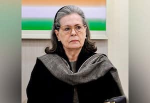  வாக்காளர் பட்டியலில் பெயர் சேர்த்த விவகாரம்; அரசியல் உள்நோக்கம் என்கிறார் சோனியா