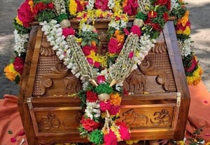  கேரளா சாக்குளத்துகாவு அம்மனுக்கு தேனியில் தயாரான ஆபரண பெட்டி