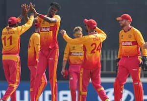 ஓமனை வென்றது ஜிம்பாப்வே: 'டி-20' உலக கோப்பையில்