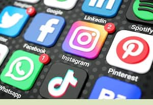  சமூக வலைதளங்களில் ஏ.ஐ., பயன்பாட்டுக்கு கட்டுப்பாடு தவறாக பயன்படுத்தினால் இனி சட்ட நடவடிக்கை பாயும் வரும் 20 முதல் புதிய சட்ட திருத்தம் அமல்