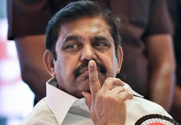 விவசாயிகள் சந்திப்பு ஏற்பாட்டில் சொதப்பல்; கேலிக்கூத்தாக ஆனதால் பழனிசாமி அப்செட்