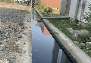  வடிகால்வாயில் தேங்கும் கழிவுநீரால் வெள்ளேரிதாங்கலில் நோய் தொற்று அபாயம்