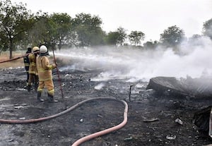  பிளாஸ்டிக் கழிவுகள் குடோவுனில் தீ விபத்து