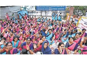  நேற்றைய போராட்டம்: 'டாஸ்மாக்' பணியாளர்கள் பேரணி; சத்துணவு ஊழியர்கள் தர்ணா