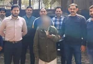  மூன்று பேர் கொலை சாமியார் சிக்கினார்