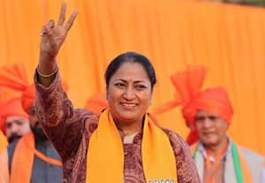  15,700 குழந்தைகளுக்கு கல்வி உதவித்தொகை வழங்கினார் முதல்வர் ரேகா