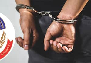  ரூ.10 லட்சம் லஞ்சம்: ஏ.எஸ்.ஐ., சிக்கினார்