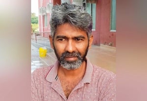  ரூ.3 லட்சம் கடல் அட்டைகள் பறிமுதல் ஒருவர் கைது