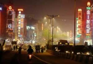  ஹோட்டலில் இலவசமாக தங்க அனுமதி கோரி வெளிநாட்டுக்காரர் ரகளை