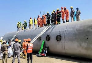  மானாமதுரையில் ரயில் விபத்து பாதுகாப்பு ஒத்திகை நிகழ்ச்சி தேசிய பேரிடர் மீட்பு படை முயற்சி