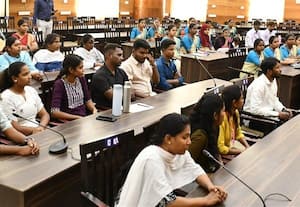  பொதுத் தேர்வில் மாற்றுத் திறனாளி மாணவர்களுக்கு உதவ பயிற்சி மாணவர்கள் தயார்!