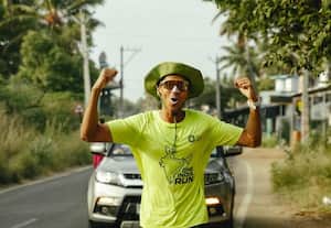  ரூ.60,00,00 0 நிதி திரட்ட கன்னியாகுமரி டூ காஷ்மீர் ஓடுகிறார் தடகள வீரர் ஓம் சதிஜா