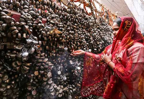 பூட்டு' வேண்டுதல்