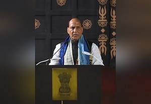  அறிவியல், ஆன்மிகம் இன்றி செயல்பட முடியாது ராணுவ அமைச்சர் ராஜ்நாத் சிங் பேச்சு