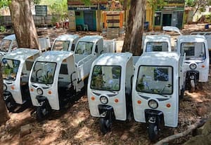  குப்பை வண்டியை இயக்க ஆளில்லை முடங்கும் திடக்கழிவு மேலாண்மை