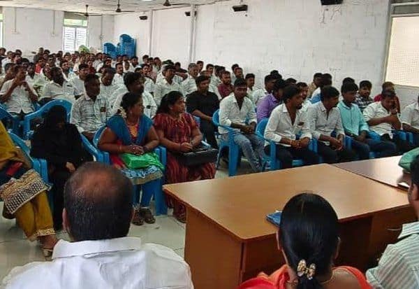  ஆதரவு வாக்காளர்கள் விவரம் அ.தி.மு.க.வினருக்கு அறிவுரை 