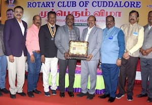  வாழ்நாள் சாதனையாளர் விருது