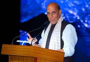 அடுத்த தலைமுறை விமான இன்ஜின் உருவாக்கத்தை விரைவுபடுத்த வேண்டும்; ராஜ்நாத் சிங்