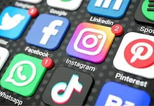 16 வயதுக்கு உட்பட்டவர்கள் சமூக வலைதளம் பயன்படுத்த தடை; ஆஸ்திரேலியாவை தொடர்ந்து பிரிட்டனிலும் திட்டம்