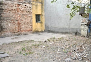  கிடப்பில் நுாலக கட்டுமான பணி எம்.பி.,யின் வாக்குறுதி என்னாச்சு?