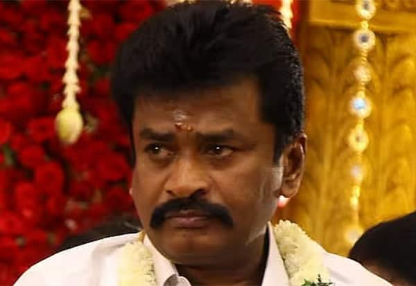  அ.தி.மு.க.,வில் இணைந்தார் அழகிரி ஆதரவாளர் மன்னன்