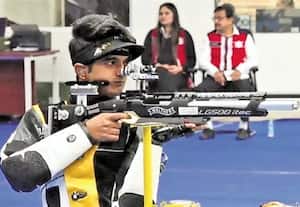  துப்பாக்கி சுடும் வீரர்களை ஏலம் எடுத்த உரிமையாளர்கள்