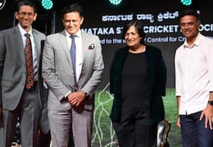  சின்னசாமி கிரிக்கெட் மைதானத்தின் கேலரிகளுக்கு சாந்தா ரங்கசாமி, அனில் கும்ப்ளே, ராகுல் டிராவிட் பெயர்