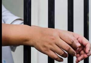 சிங்கப்பூரில் டாக்ஸி ஓட்டுநரை அறைந்த இந்திய பெண்ணுக்கு சிறை தண்டனை