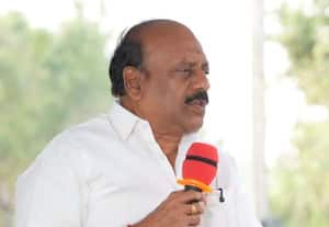 தமிழகம் வரும் வட மாநிலத்தவர் கையில் 2 கிலோ கஞ்சா கொண்டு வருகின்றனர்: திமுக அமைச்சர் சர்ச்சை பேச்சு