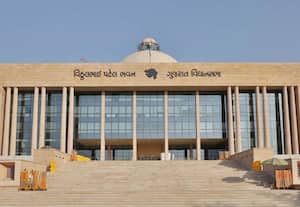  திருமண பதிவு சட்டத்தில் வருகிறது மாற்றம்; குஜராத்தில் பெற்றோரின் ஒப்புதல் இனி கட்டாயம்; 'லவ் ஜிஹாத்' எதிரொலி