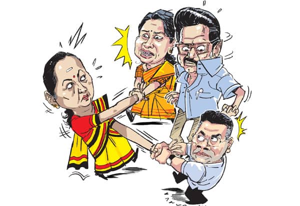  கனிமொழியா... சபரீசனா? தே.மு.தி.க.,வை அழைத்து வந்தது யார்? தி.மு.க.,வில் நடக்கும் கோஷ்டி பூசல்