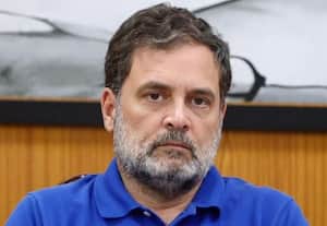  அவதுாறு வழக்கு: உ.பி., நீதிமன்றத்தில் காங்., ராகுல் ஆஜர்