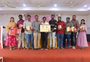  இலக்கிய வட்டத்தில் நுால்கள் வெளியீடு