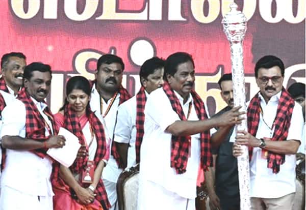  ஆட்சியே போனாலும் அஞ்ச மாட்டேன்;  மதுரை மாநாட்டில் ஸ்டாலின் ஆவேசம்