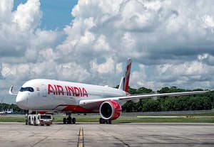  அமெரிக்காவில் கடும் பனிப்புயல் எச்சரிக்கை ; விமான சேவையை ரத்து செய்தது ஏர் இந்தியா